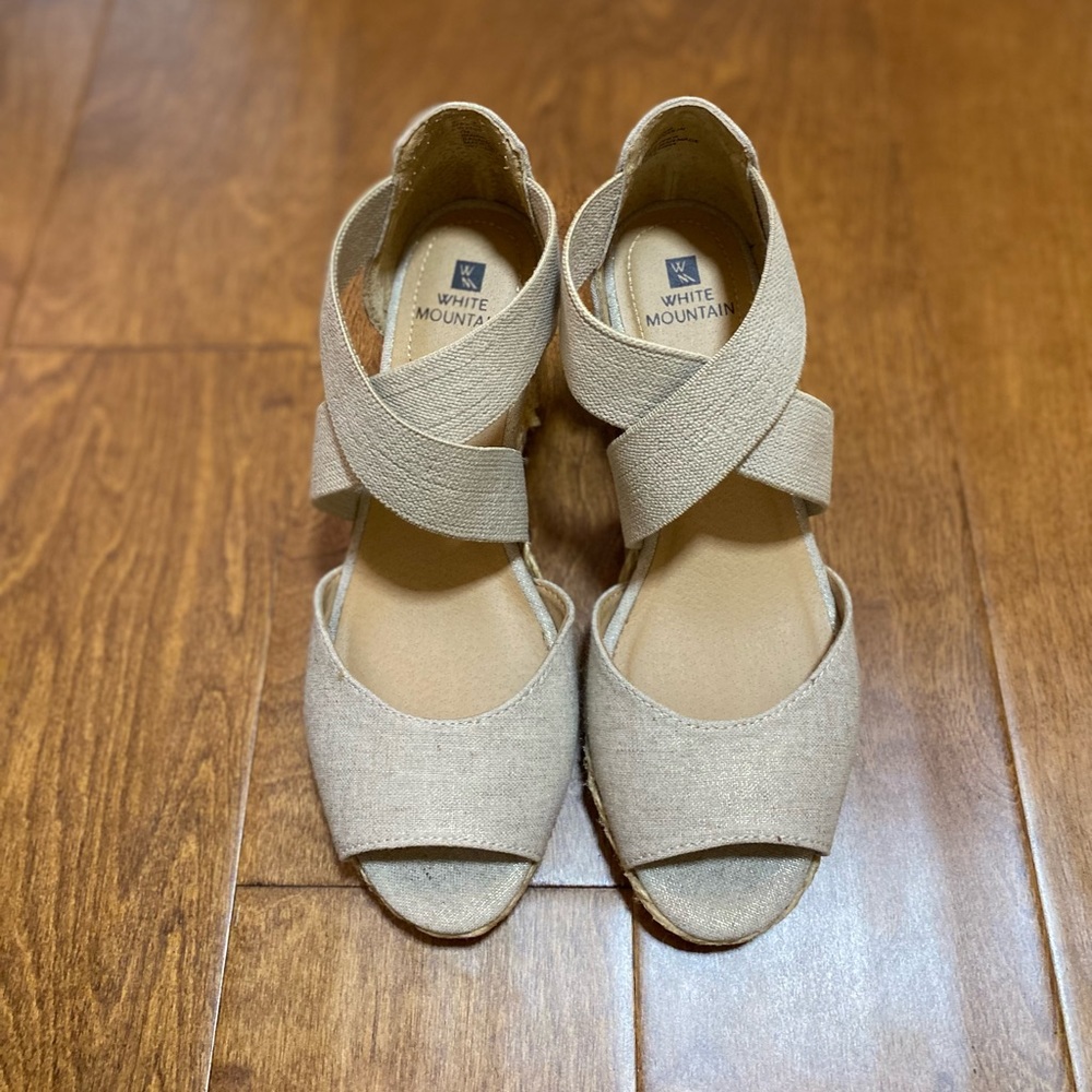 White Mountain wedge sandals